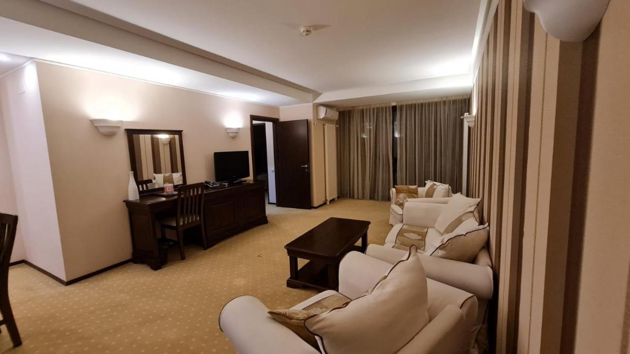 Apartment 2305 Hotel Alpin Пояна Брашов Екстериор снимка